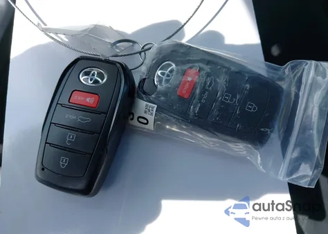 2025 Toyota Camry Se z USA, uszkodzony, nr VIN 4T1DBADK1SU520972